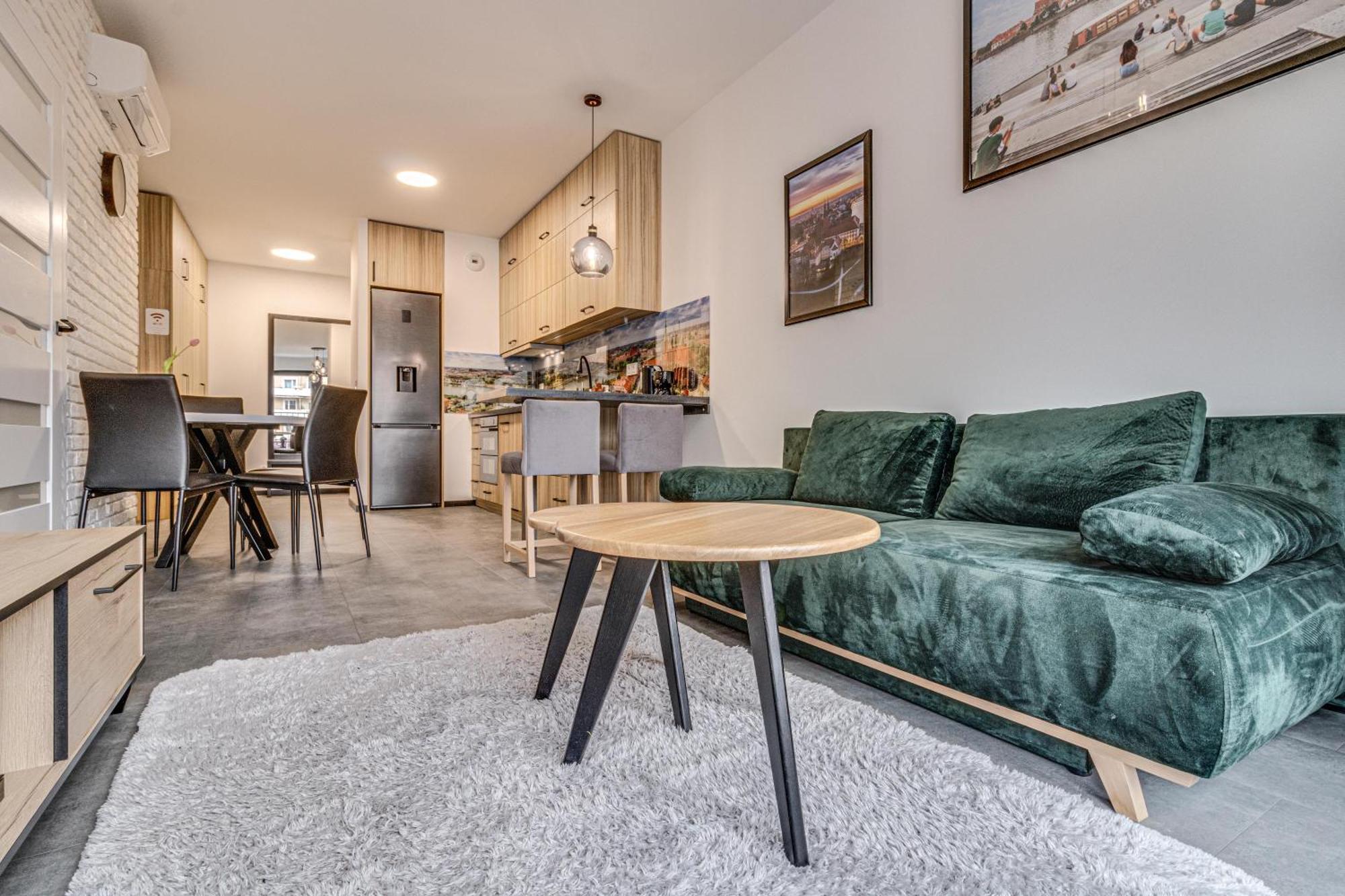 Rentplanet - Apartament Wyszynskiego Wrocław Exteriör bild